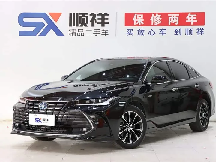 Toyota Avalon XX50 Hybrid Luxury 2023