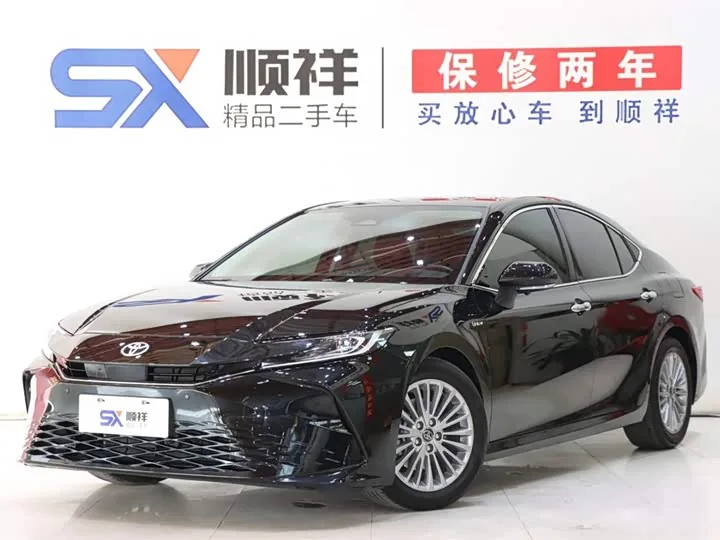 Toyota Camry XV70 2.0HG Premium 2024