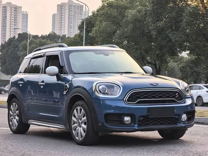 MINI Countryman F60 COOPER S ALL4