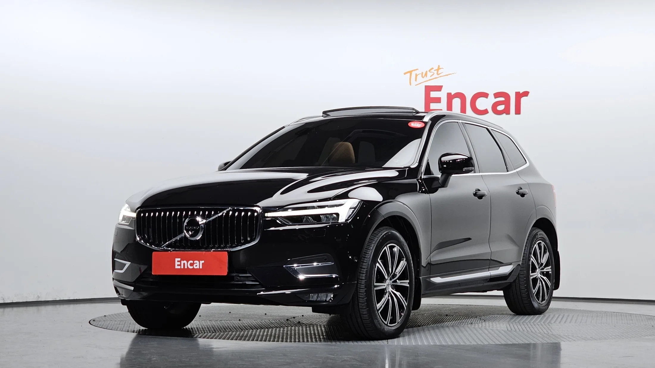 Volvo XC60 2nd Gen B5 Inscription