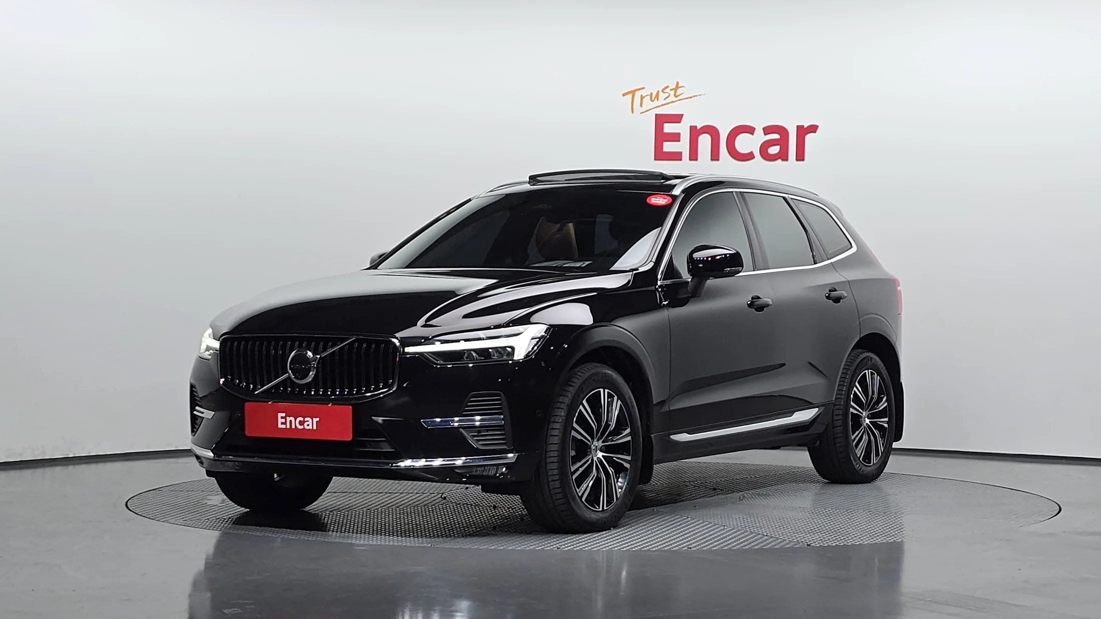 Volvo XC60 2nd Gen B5 Inscription