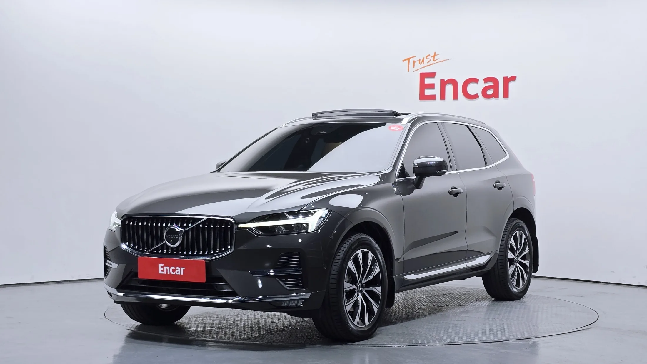Volvo XC60 2nd Gen B5 Ultimate Bright
