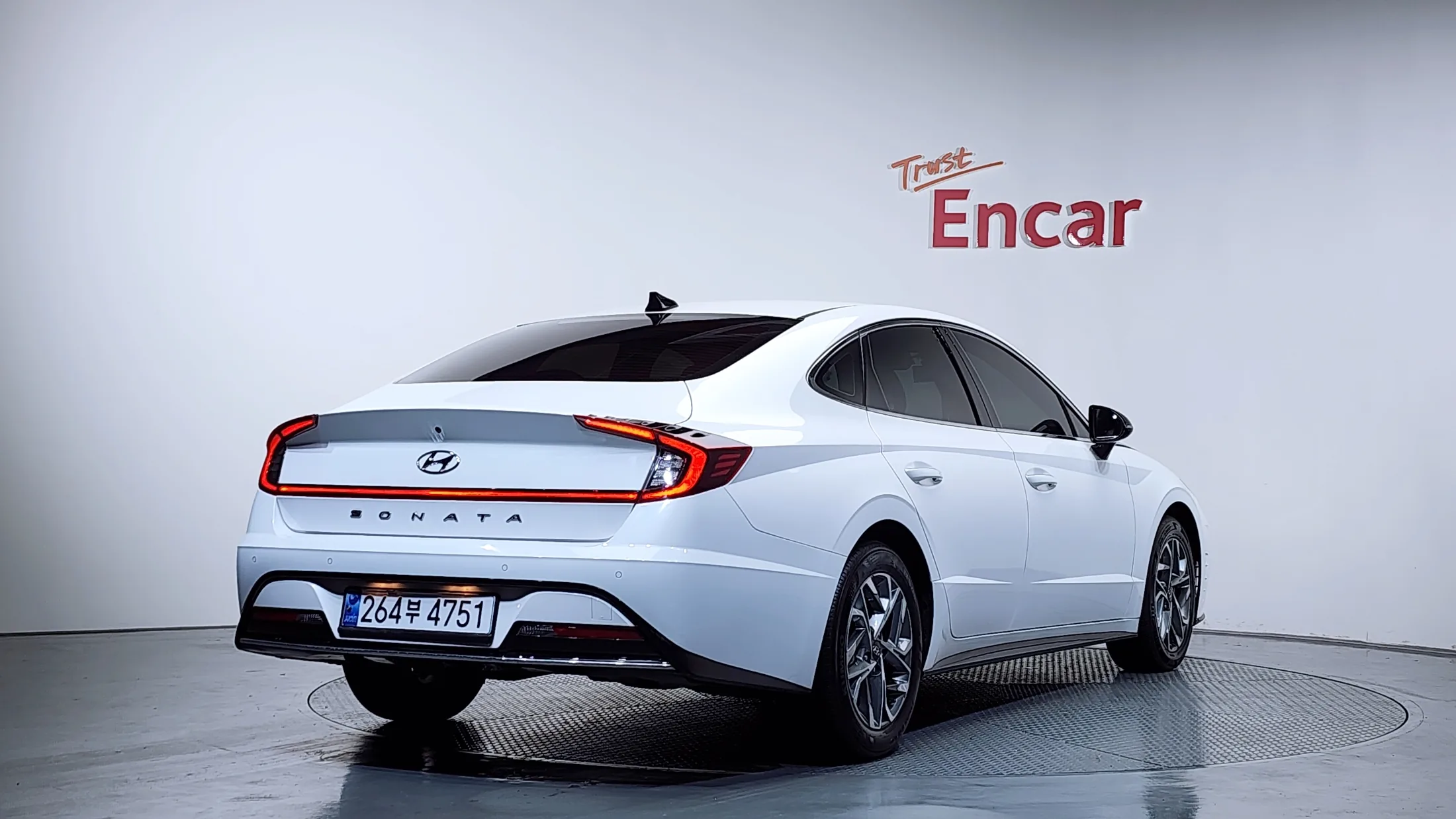 Hyundai Sonata DN8 2.0