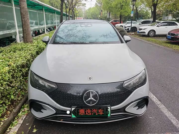 Mercedes-Benz EQE 350 Luxury 2022