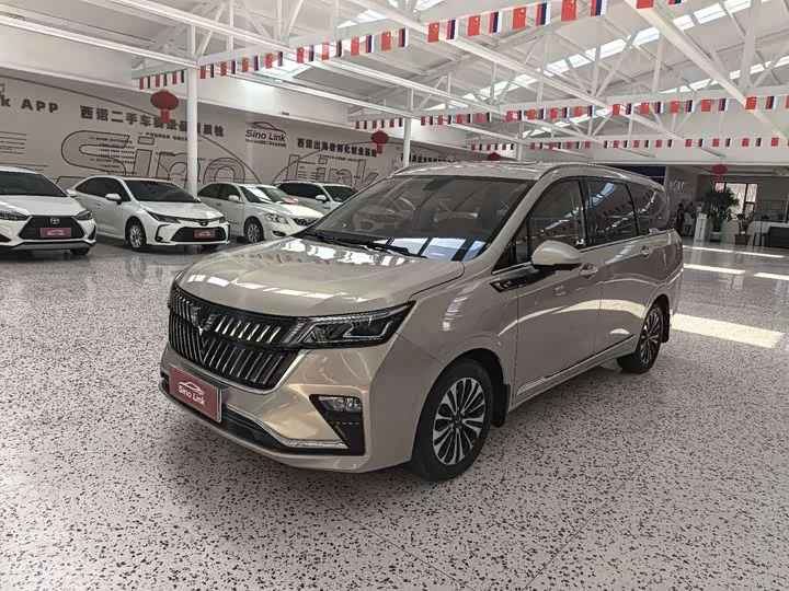 Wuling Jiachen CVT Luxury Flagship