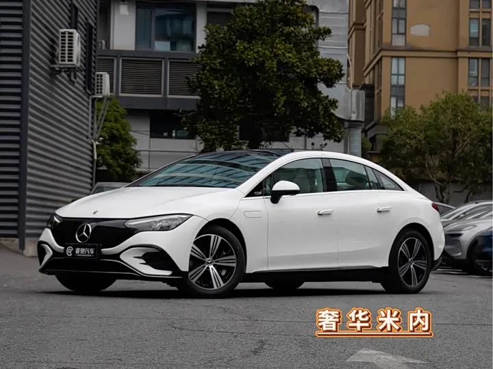 Mercedes-Benz EQE 500 4MATIC Pioneer 2025