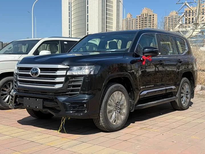 Toyota Land Cruiser LC300 4.0L 2026