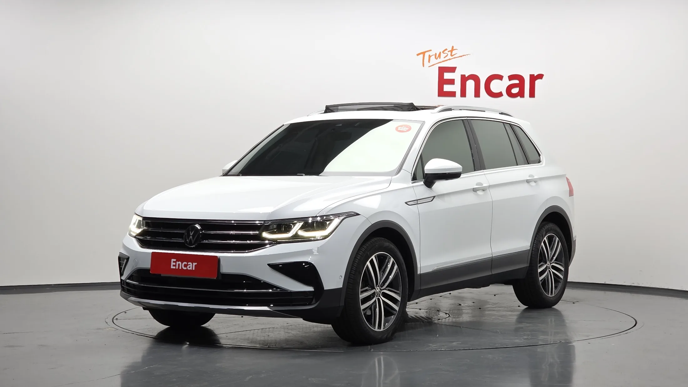 Volkswagen Tiguan 2nd generation Prestige